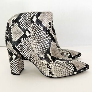 Marc Fisher Ltd Unno Bootie Women's Size 9.5M Black Snake Print Leather Zip Heel